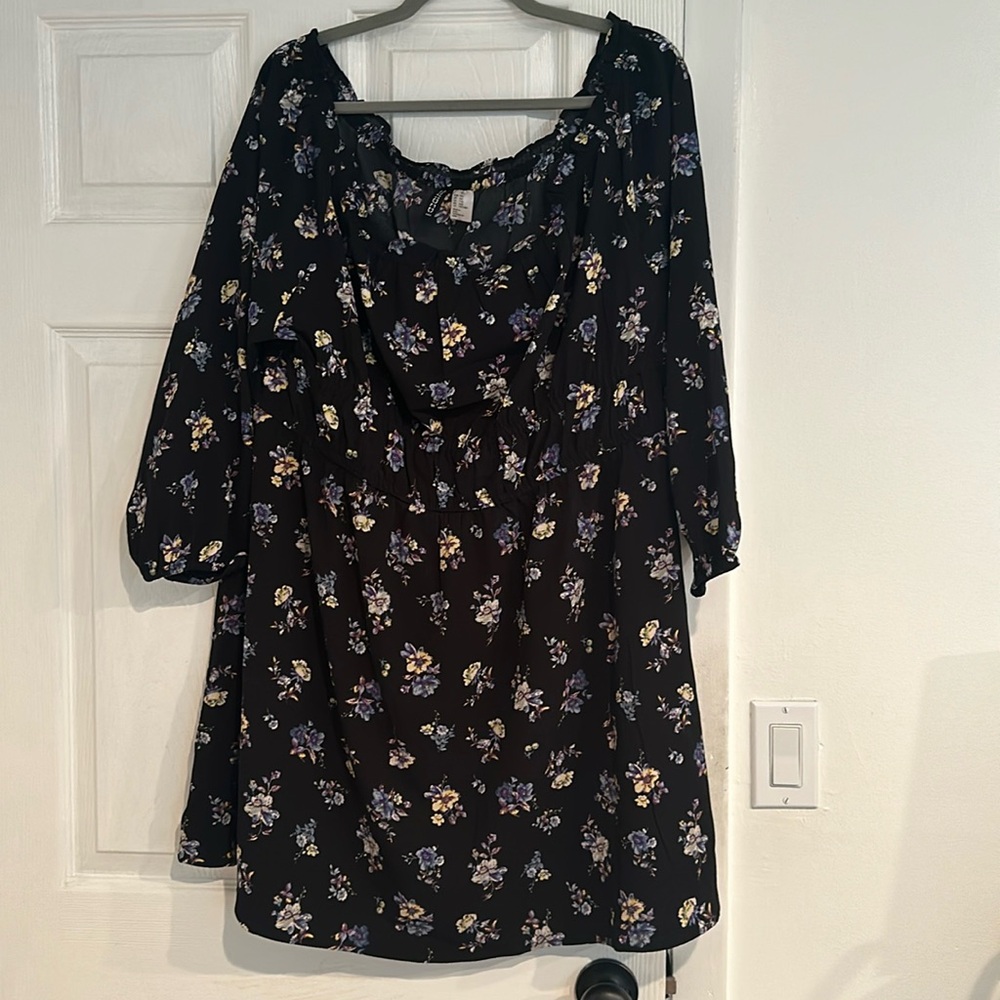H&M Off The Shoulder Floral Dress